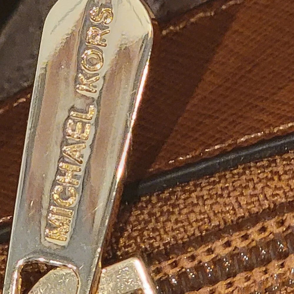 MICHAEL KORS JET SET TRAVEL TOTE in ACORN Brown Leather